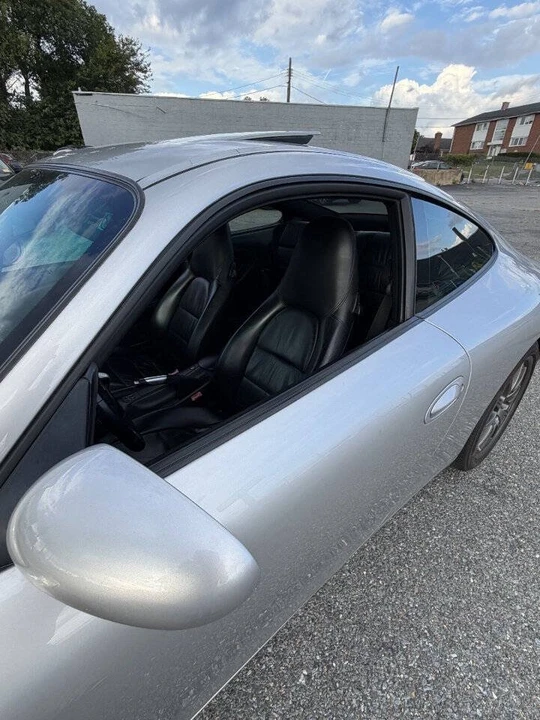 2000 Porsche 996 Carrera - Image 10 of 20