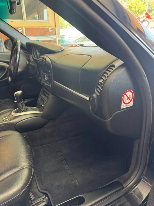 2000 Porsche 996 Carrera - Image 17 of 24
