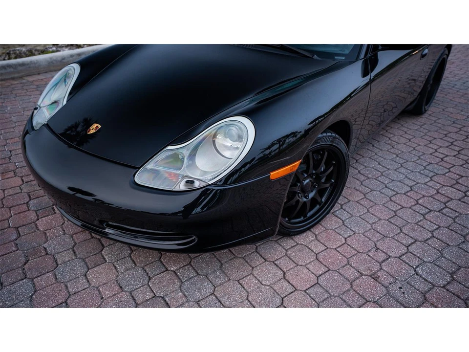 2000 Porsche 996 Carrera - Image 2 of 31