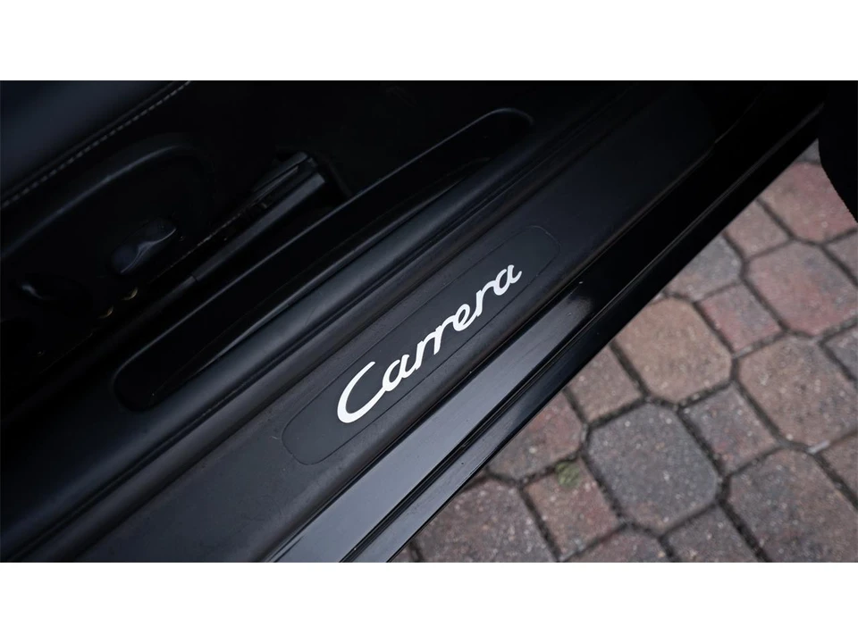 2000 Porsche 996 Carrera - Image 30 of 31