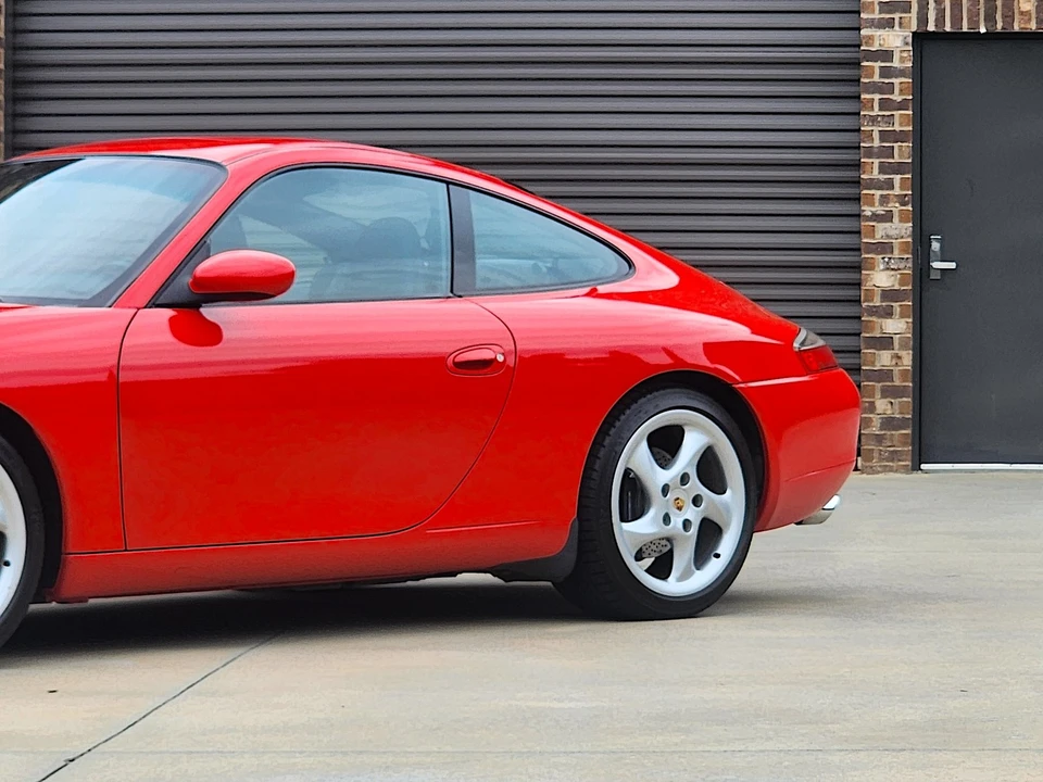 2000 Porsche 911 - Image 8 of 31