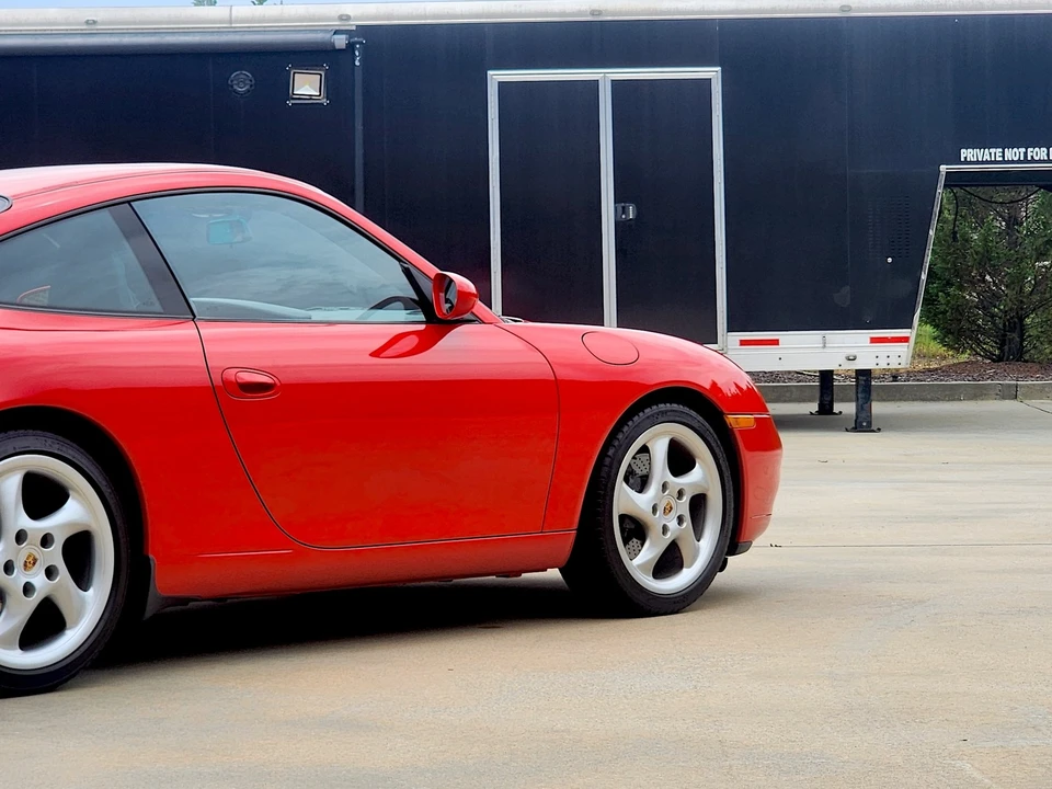 2000 Porsche 911 - Image 17 of 31