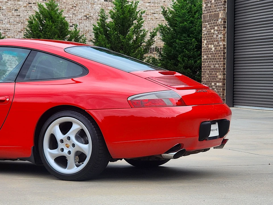2000 Porsche 911 - Image 11 of 31