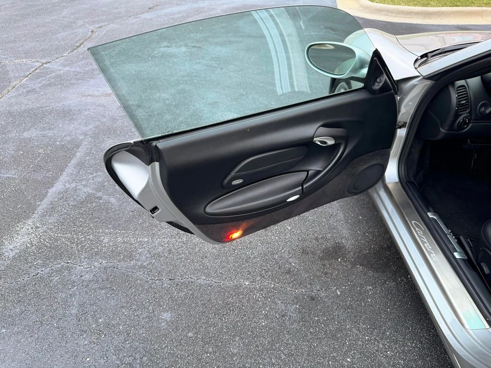 2000 Porsche 996 Carrera - Image 16 of 31
