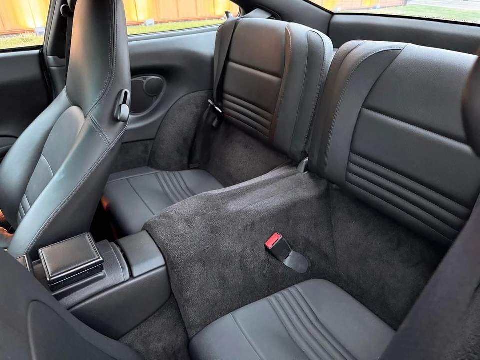 2000 Porsche 996 Carrera - Image 30 of 31