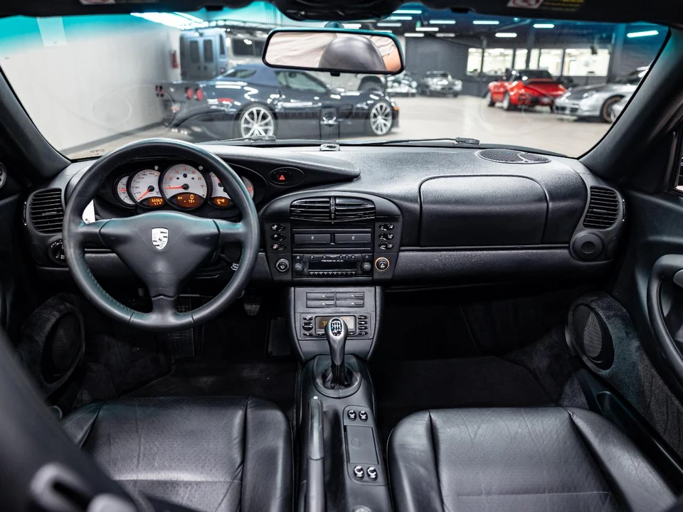 2000 Porsche 996 Carrera - Image 10 of 31