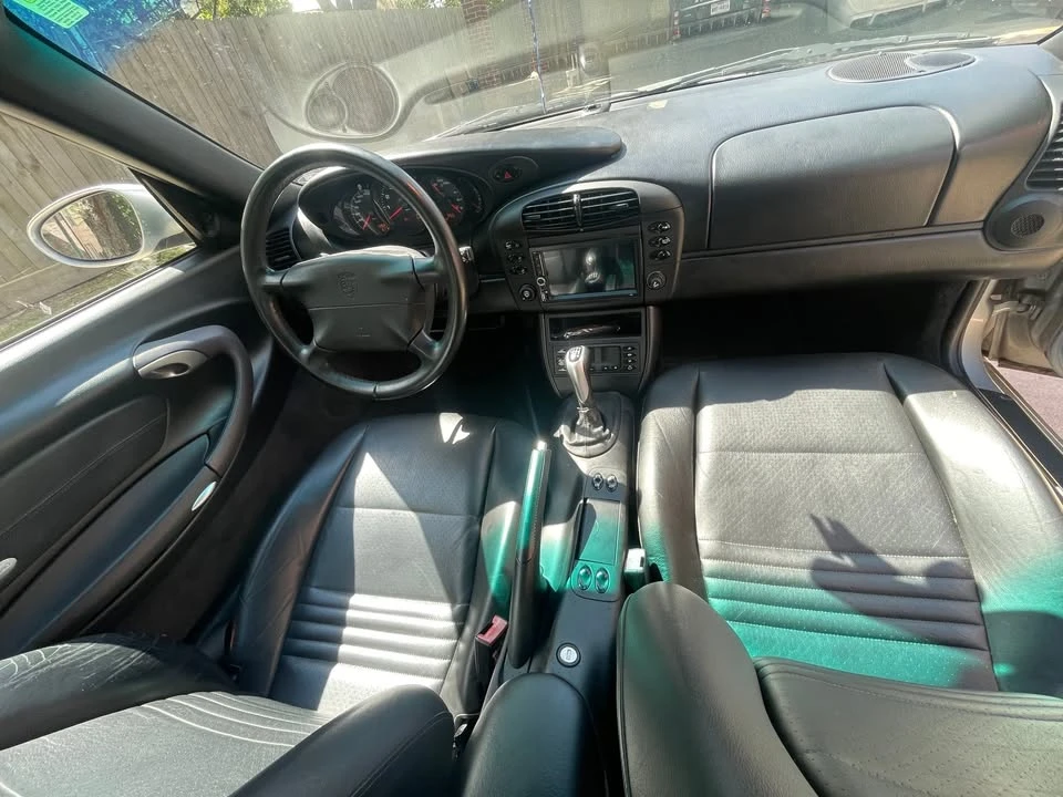 2000 Porsche 996 Carrera - Image 8 of 16