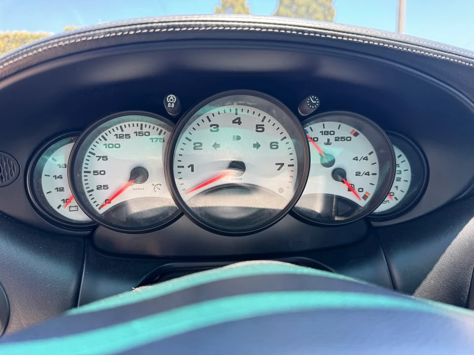 2000 Porsche 996 Carrera - Image 17 of 18