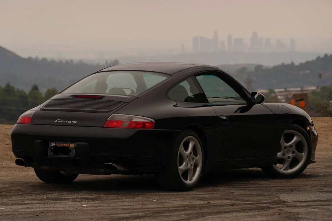 2000 Porsche 996 Carrera - Image 2 of 14