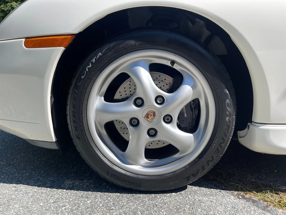 2000 Porsche 996 Carrera - Image 16 of 31