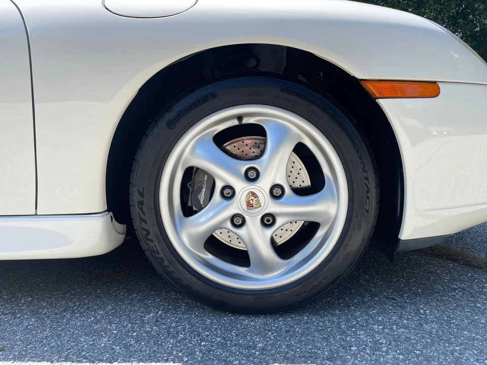 2000 Porsche 996 Carrera - Image 10 of 31