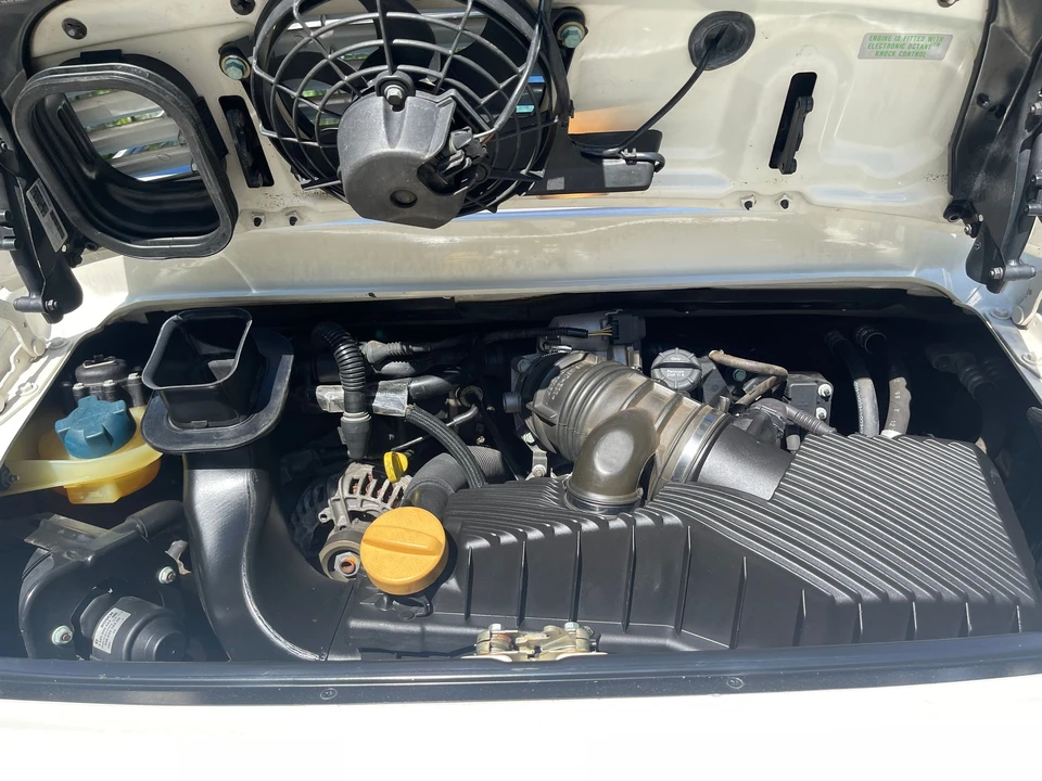 2000 Porsche 996 Carrera - Image 23 of 31