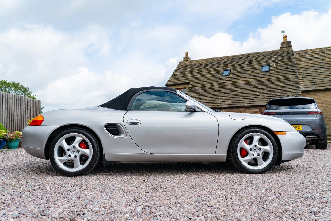 2002 Porsche 986 Boxster S - Image 9 of 31
