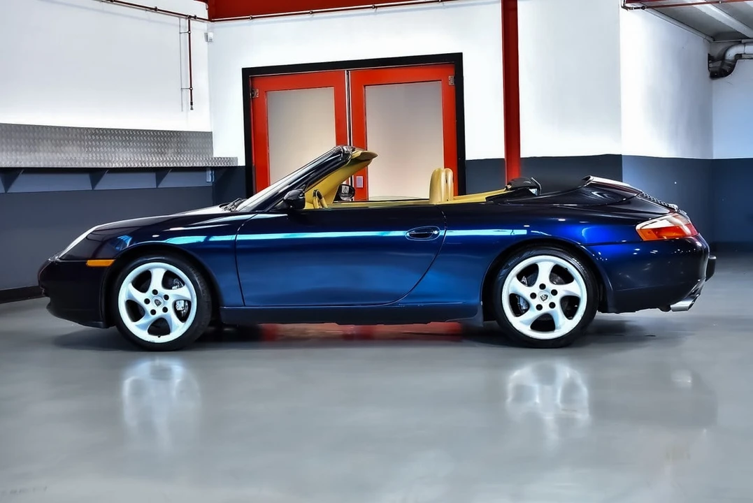 2000 Porsche 996 Carrera 4 - Image 23 of 30