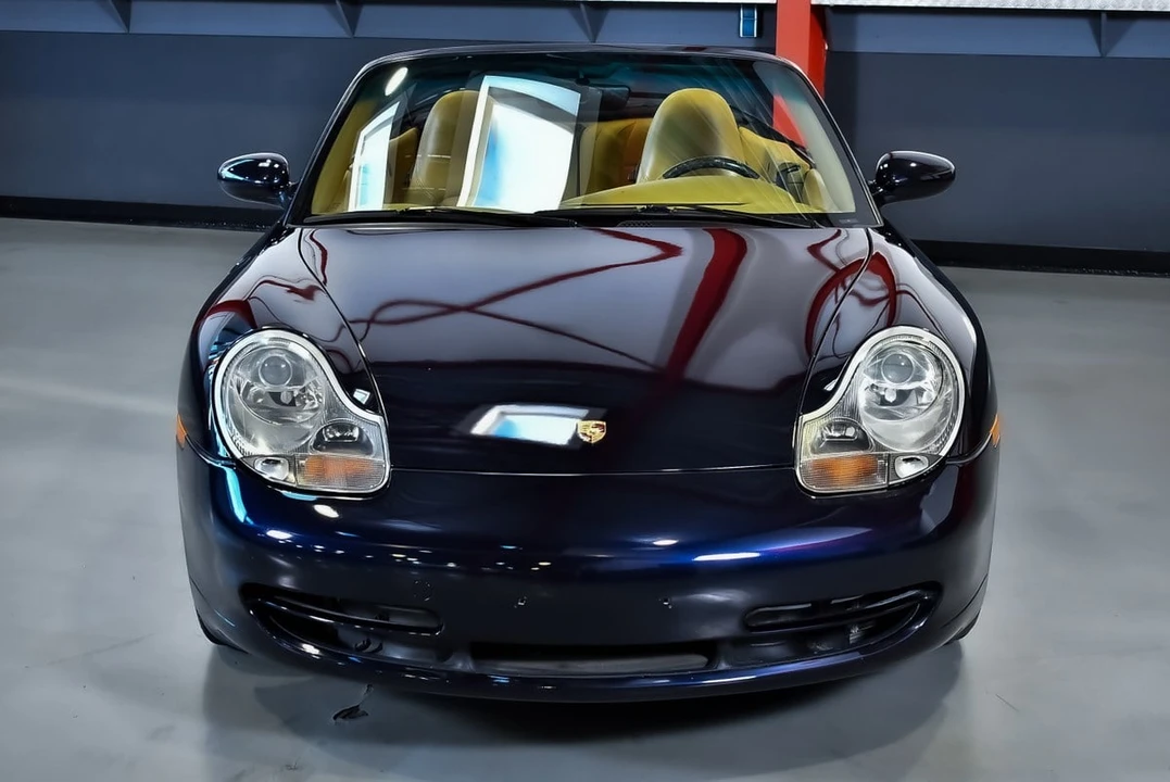 2000 Porsche 996 Carrera 4 - Image 2 of 30