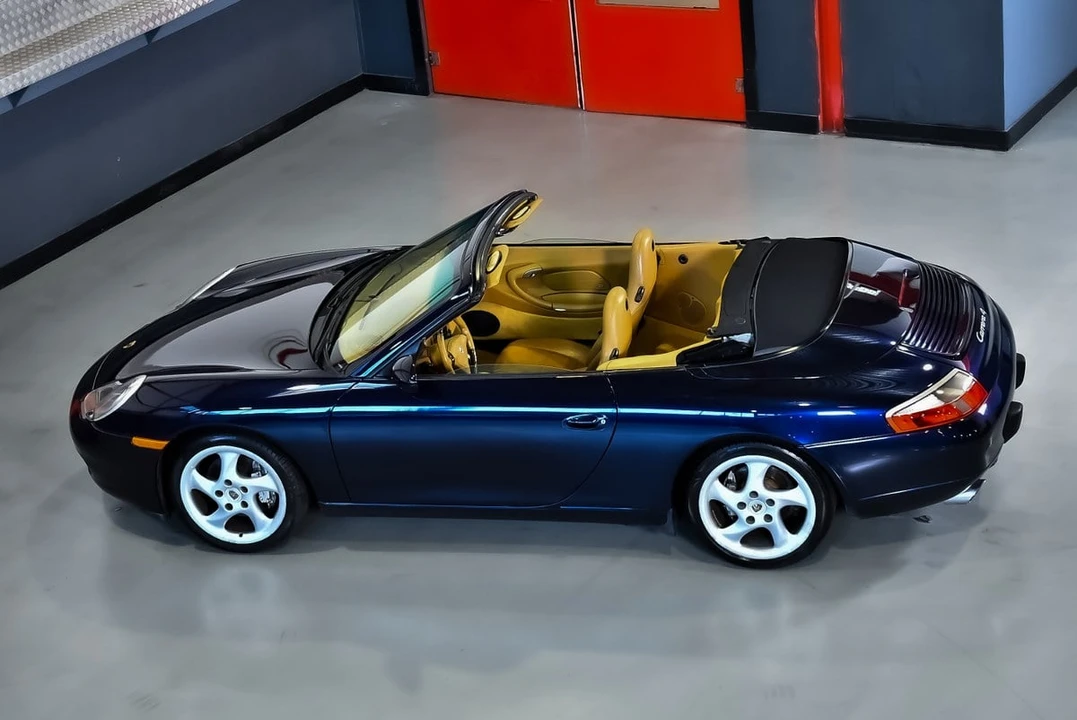 2000 Porsche 996 Carrera 4 - Image 26 of 30