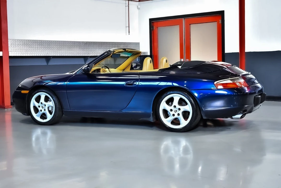 2000 Porsche 996 Carrera 4 - Image 21 of 30
