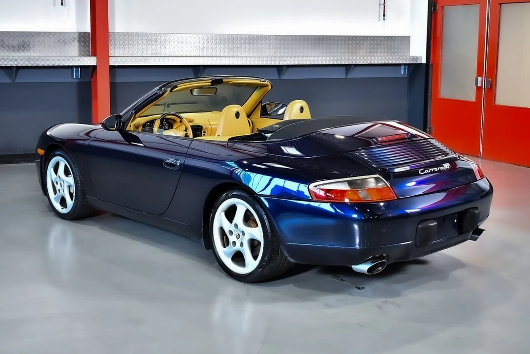 2000 Porsche 996 Carrera 4 - Image 18 of 30
