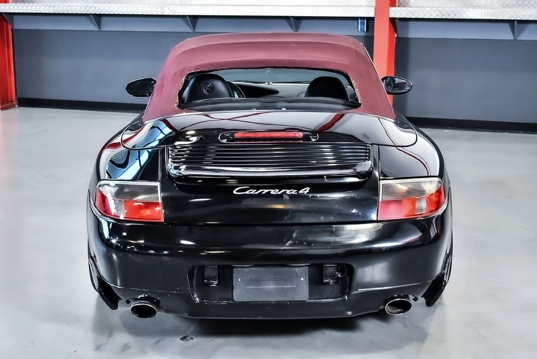 2000 Porsche 996 Carrera 4 - Image 22 of 30