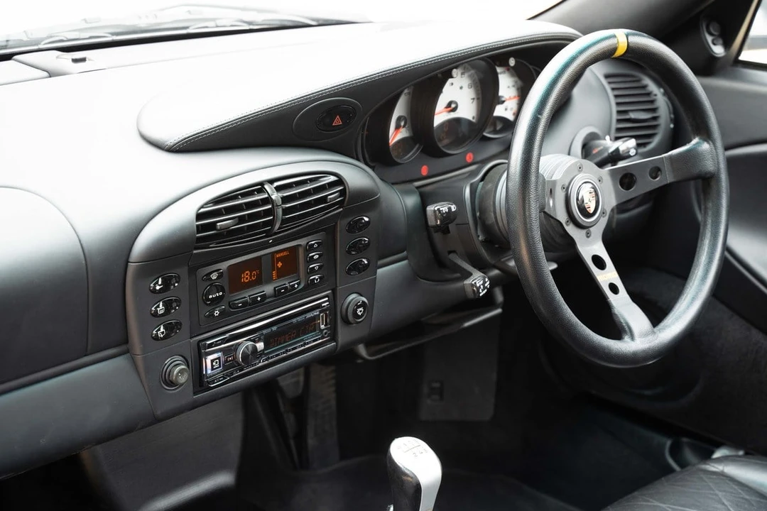 2000 Porsche 996 Carrera - Image 13 of 30