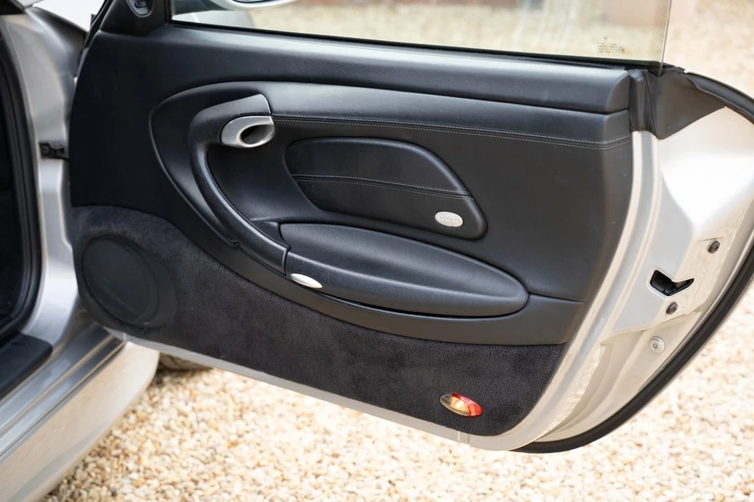 2000 Porsche 996 Carrera - Image 17 of 30