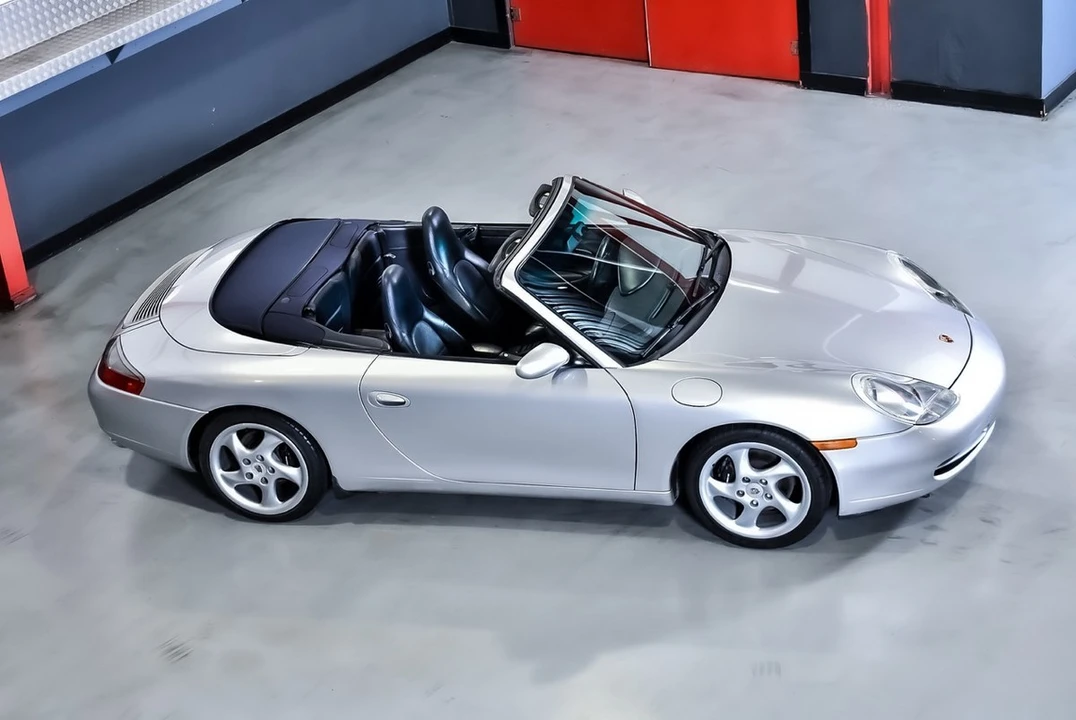 2000 Porsche 996 Carrera - Image 10 of 30