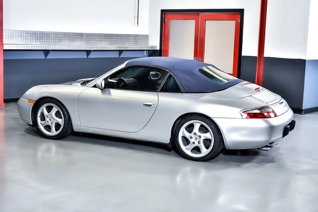 2000 Porsche 996 Carrera - Image 25 of 30