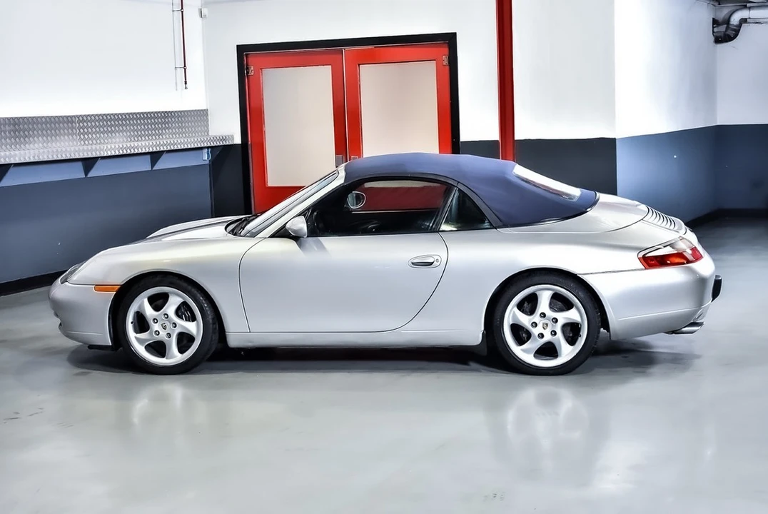 2000 Porsche 996 Carrera - Image 26 of 31