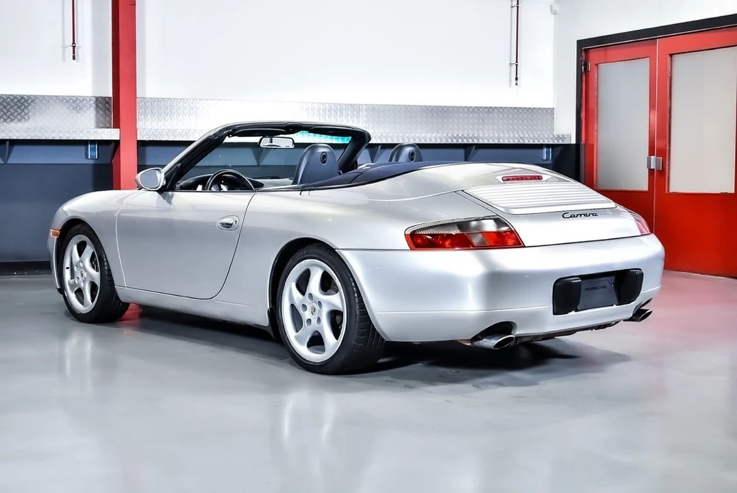 2000 Porsche 996 Carrera - Image 16 of 31