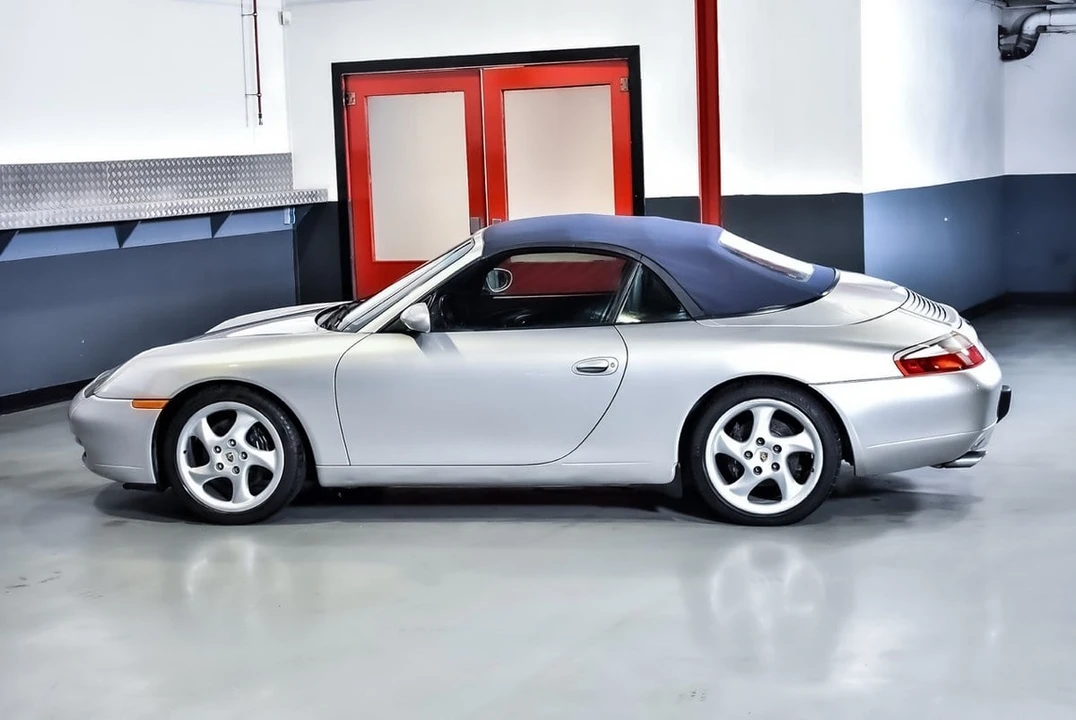 2000 Porsche 996 Carrera - Image 26 of 31