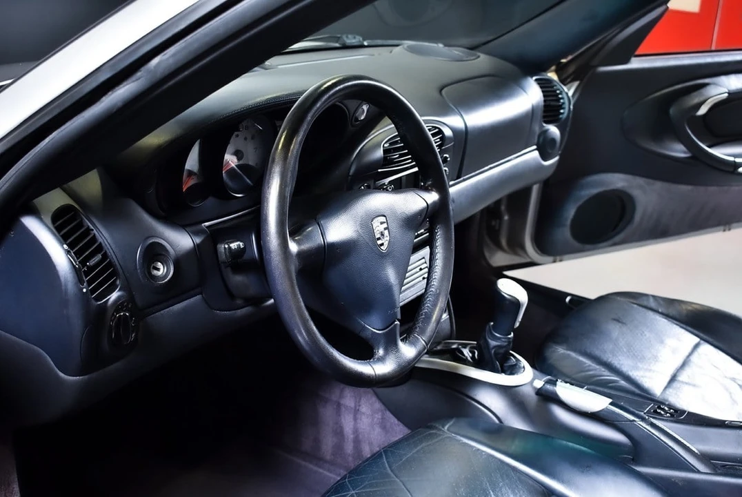 2000 Porsche 996 Carrera - Image 31 of 31