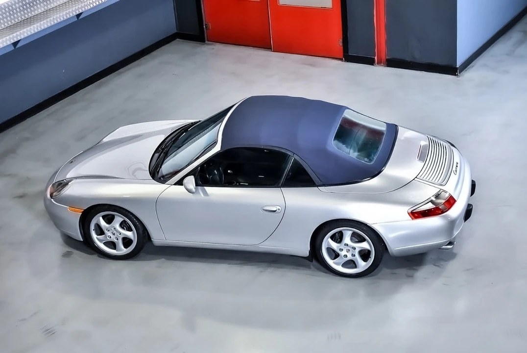 2000 Porsche 996 Carrera - Image 27 of 31