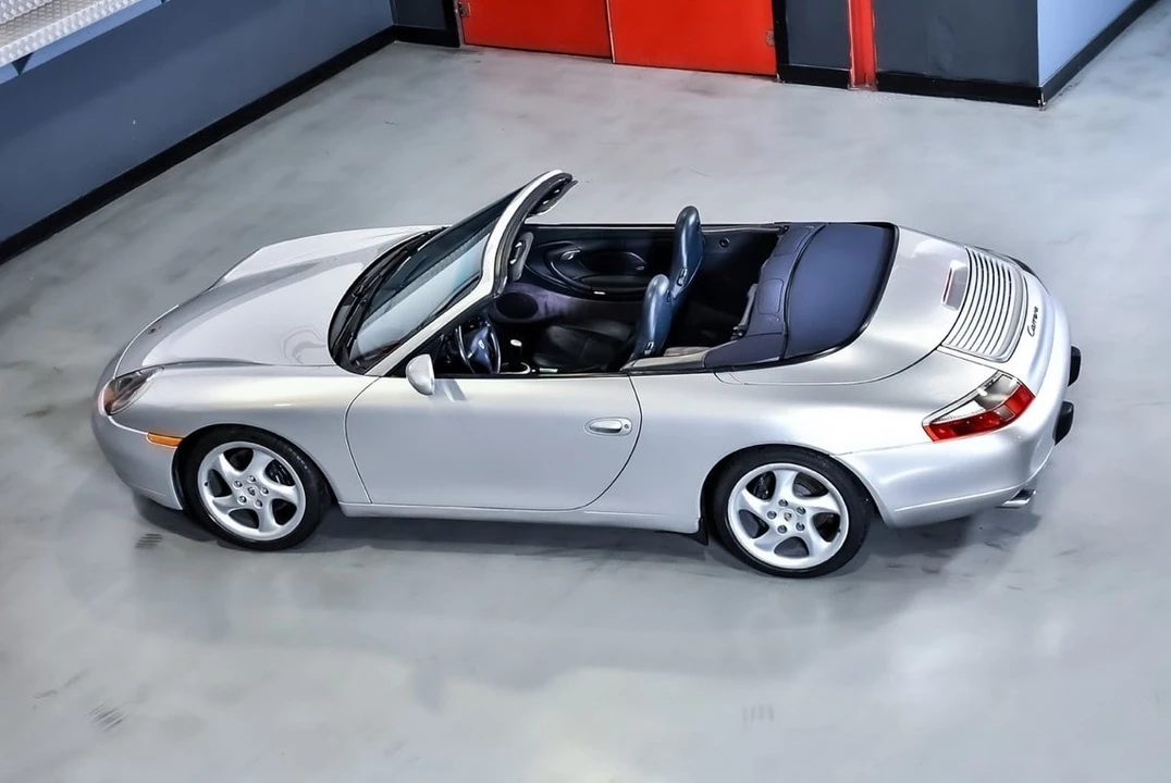 2000 Porsche 996 Carrera - Image 23 of 31