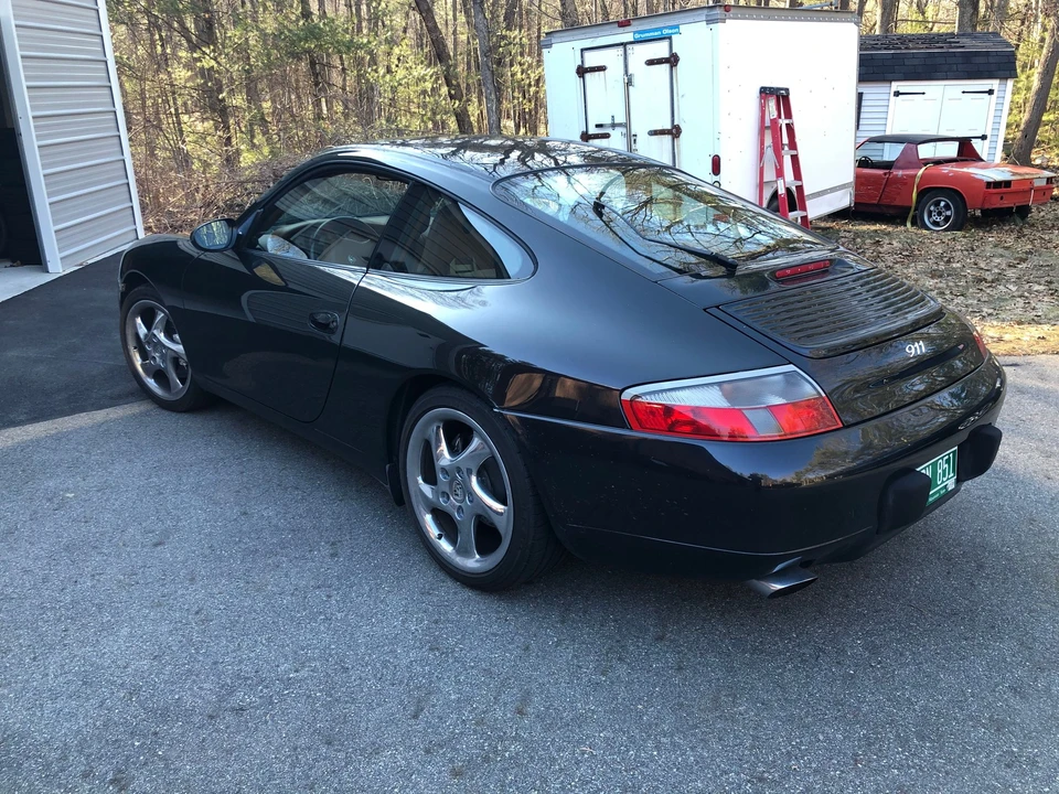2000 Porsche 996 Carrera 4 - Image 3 of 6