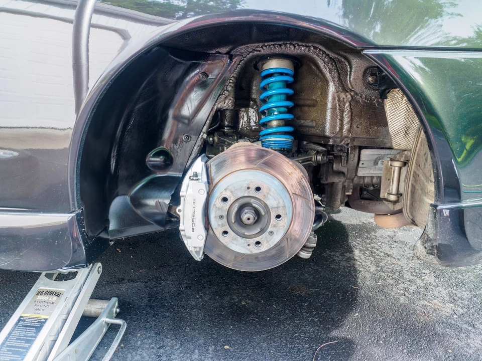 2000 Porsche 996 Carrera 4 - Image 22 of 23
