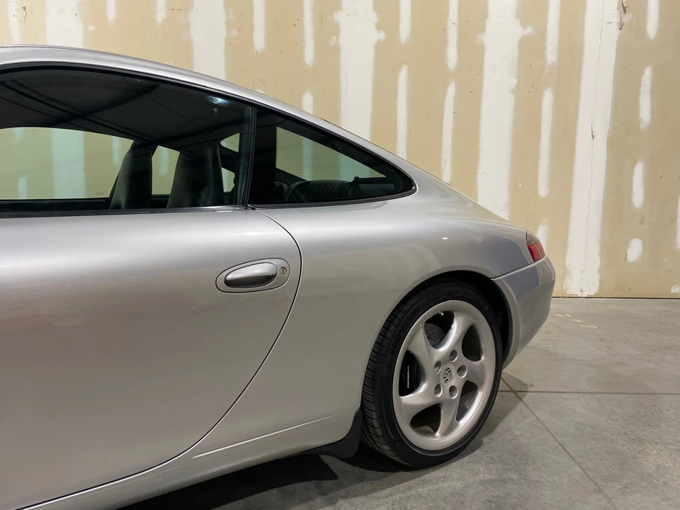 2000 Porsche 996 Carrera - Image 3 of 31