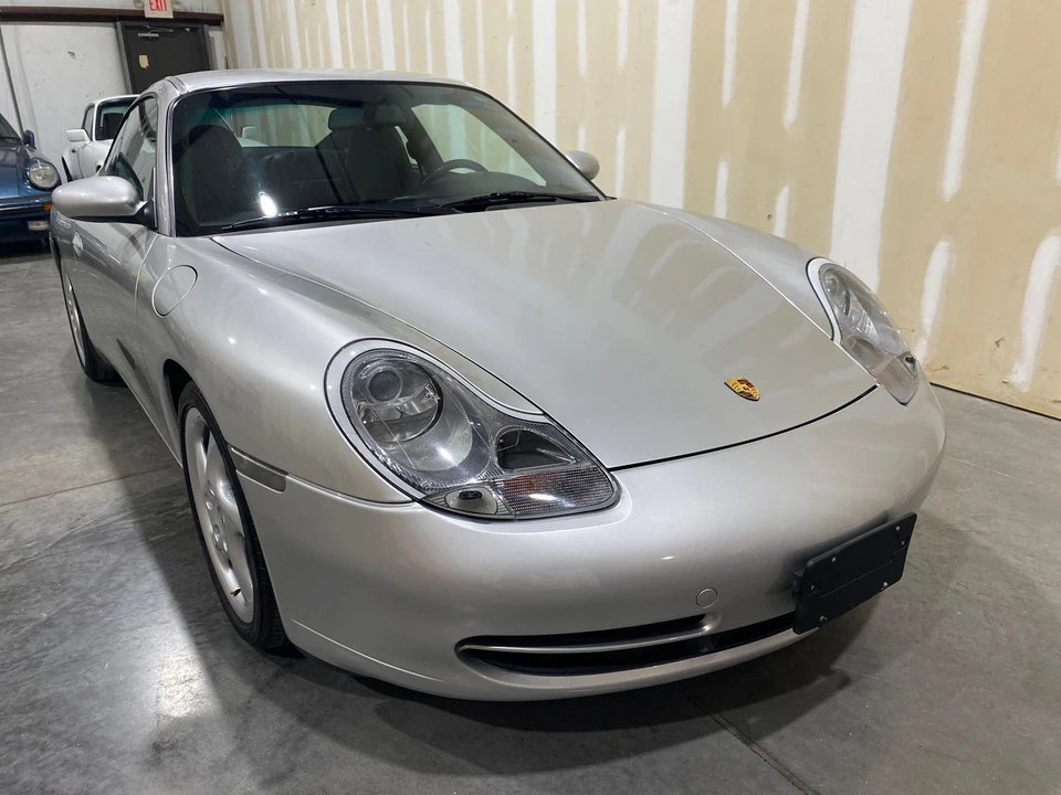 2000 Porsche 996 Carrera - Image 10 of 31