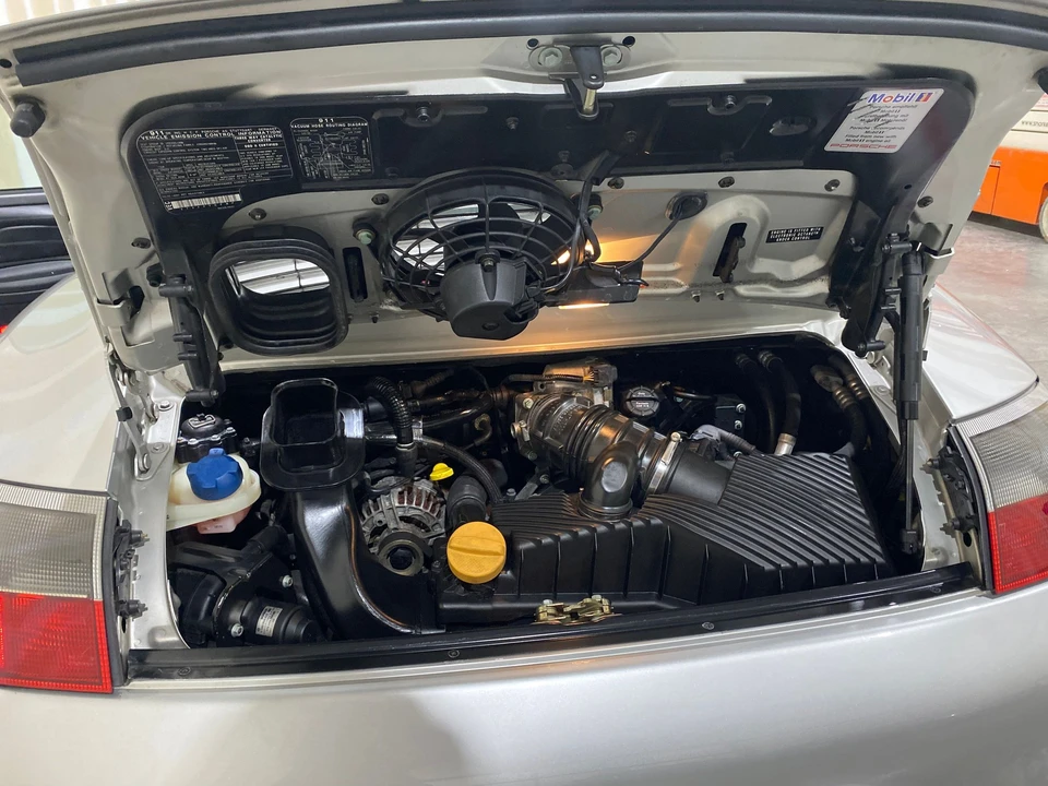 2000 Porsche 996 Carrera - Image 29 of 31