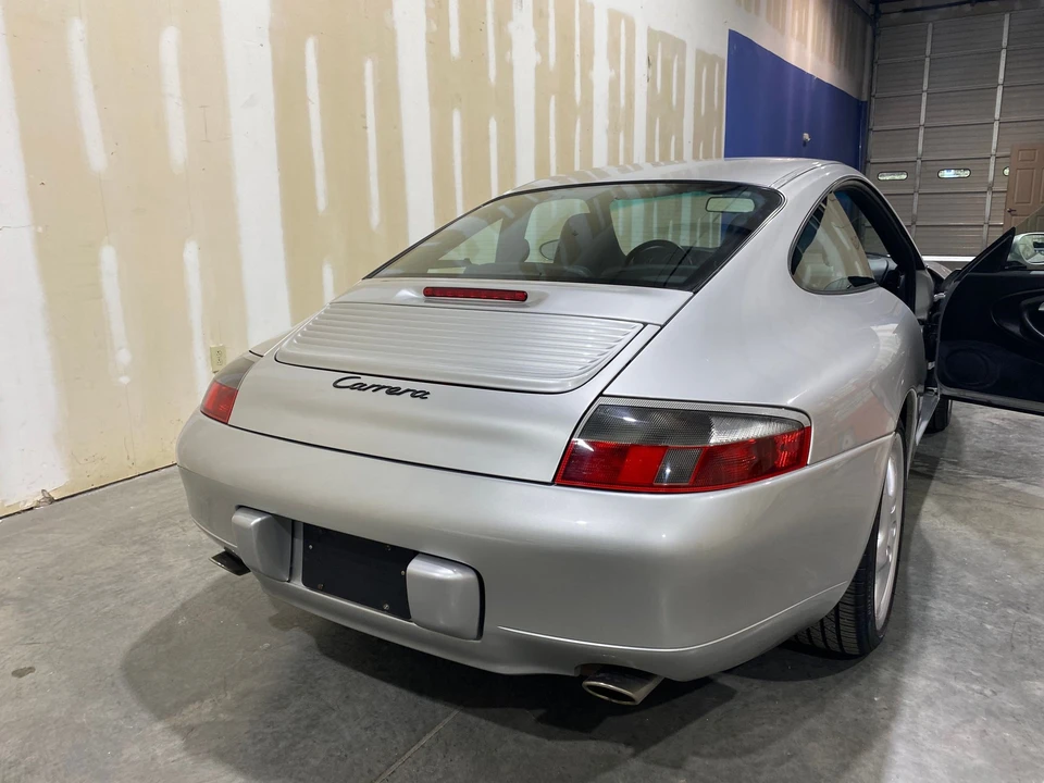 2000 Porsche 996 Carrera - Image 19 of 31