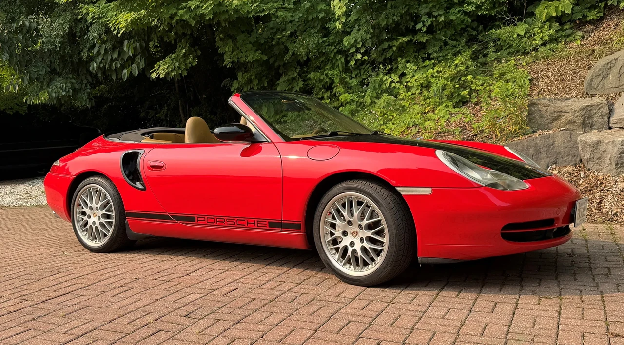 2000 Porsche 996 Carrera 4 - Image 14 of 31