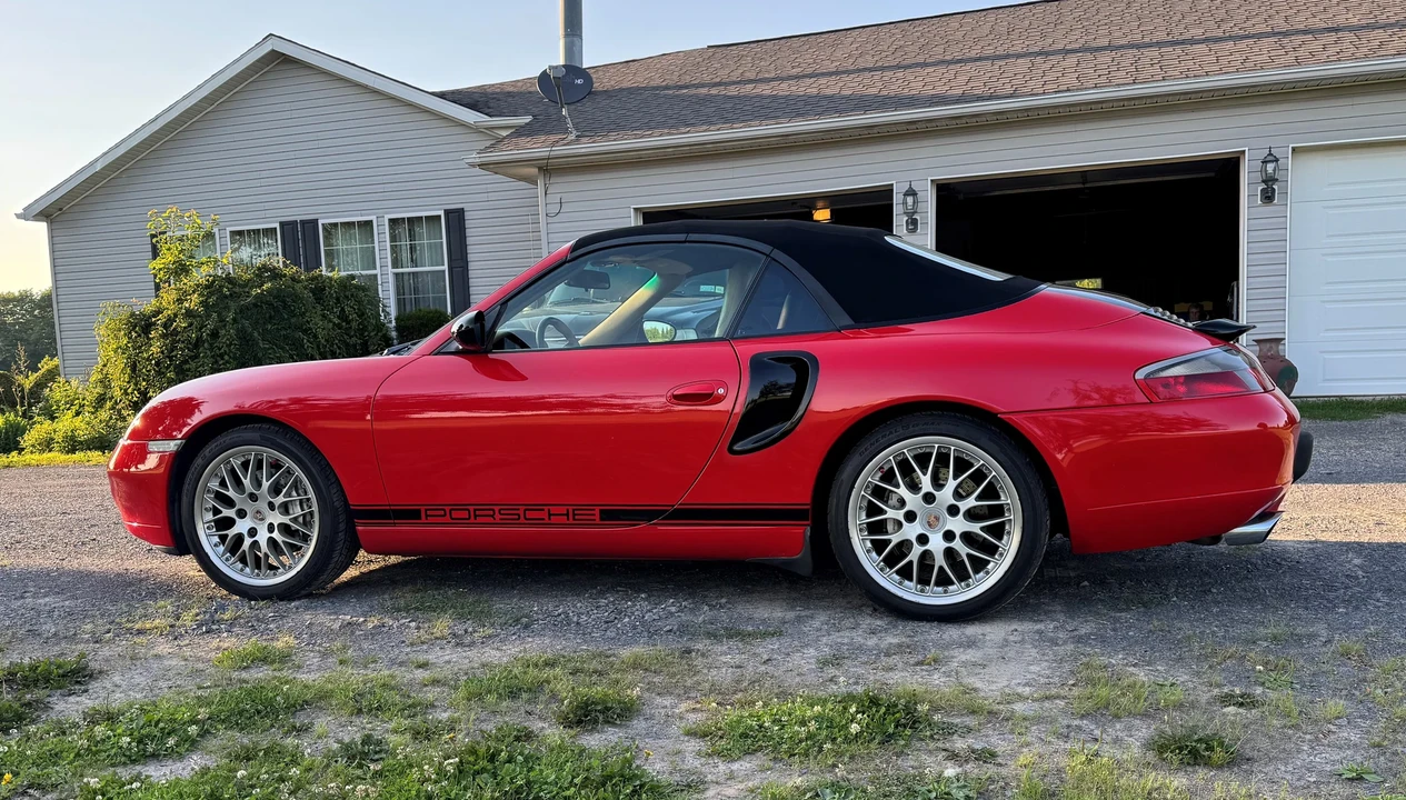 2000 Porsche 996 Carrera 4 - Image 24 of 31