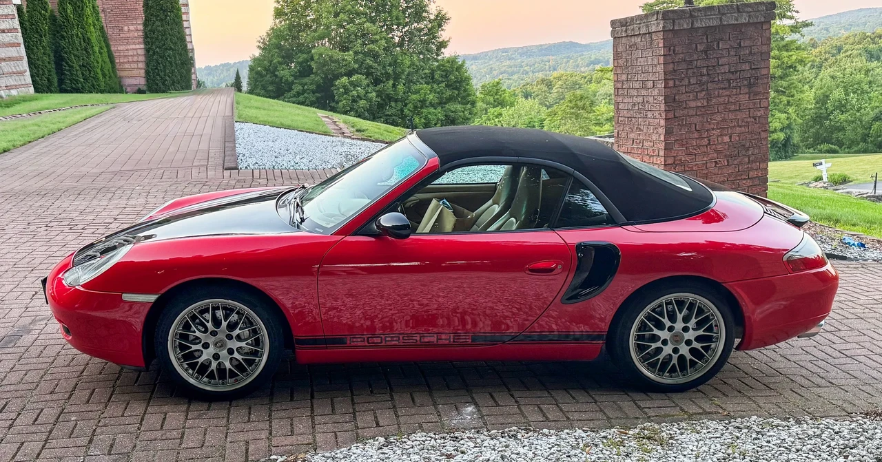 2000 Porsche 996 Carrera 4 - Image 21 of 31