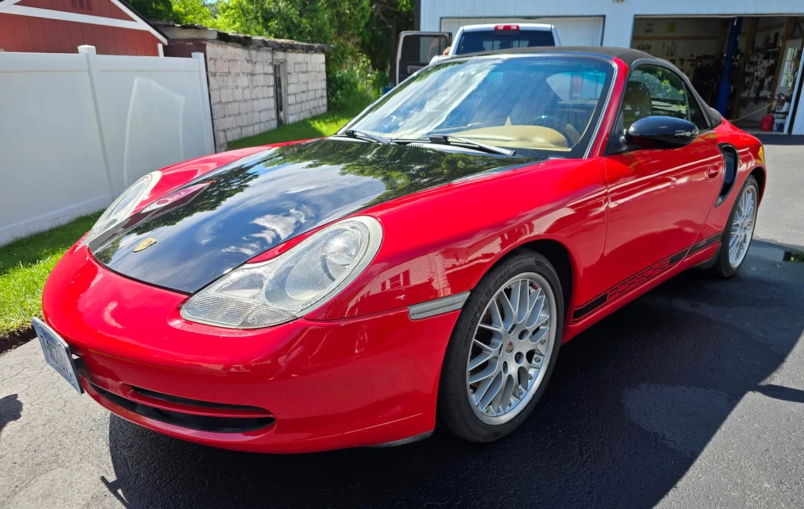 2000 Porsche 996 Carrera 4 - Image 19 of 31