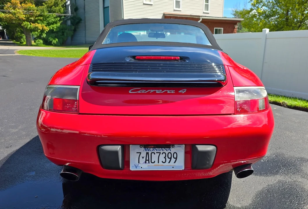 2000 Porsche 996 Carrera 4 - Image 29 of 31