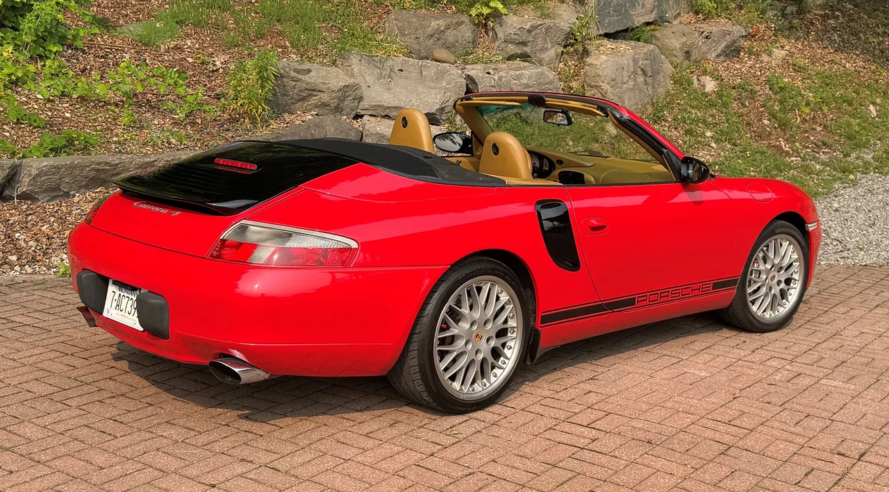 2000 Porsche 996 Carrera 4 - Image 10 of 31