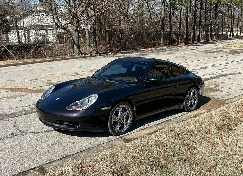 2000 Porsche 996 Carrera 4 - Image 3 of 6