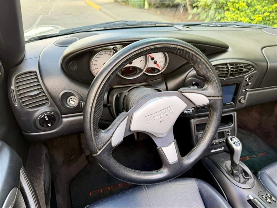 2000 Porsche 986 Boxster - Image 2 of 31