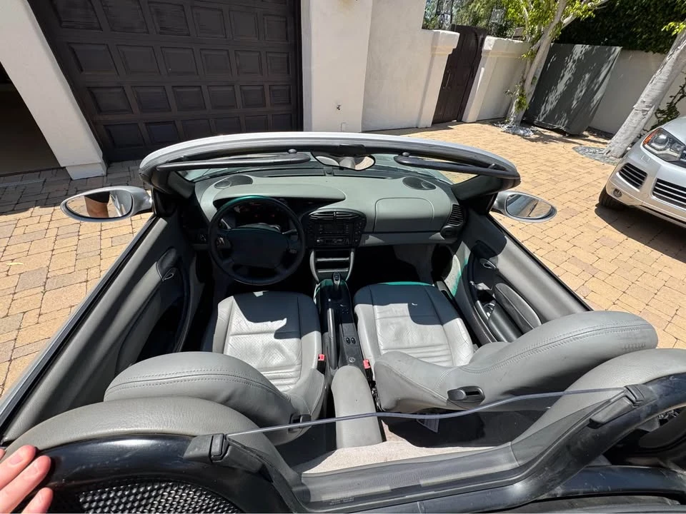 2000 Porsche 986 Boxster - Image 9 of 10
