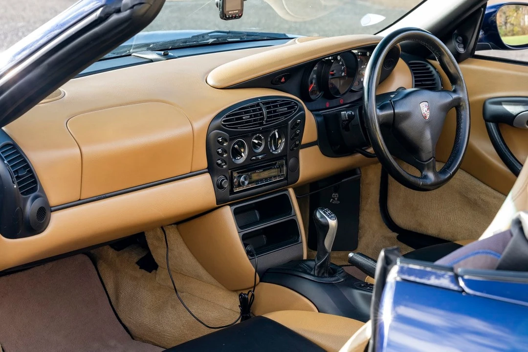2000 Porsche 986 Boxster - Image 10 of 30