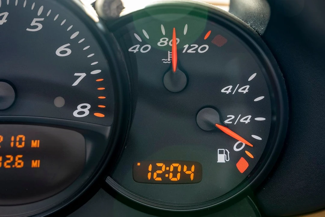 2000 Porsche 986 Boxster - Image 27 of 30